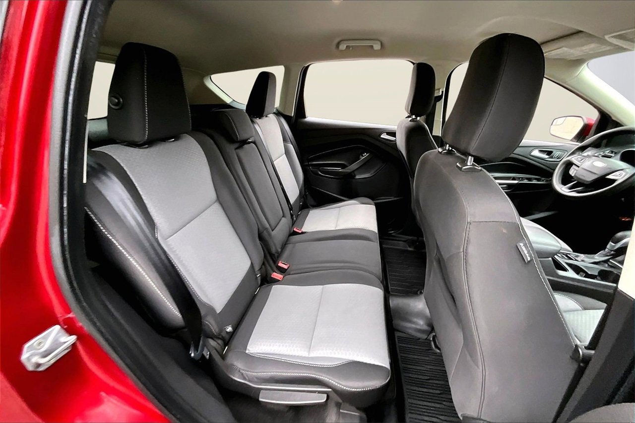 Used 2019 Ford Escape SE image 23