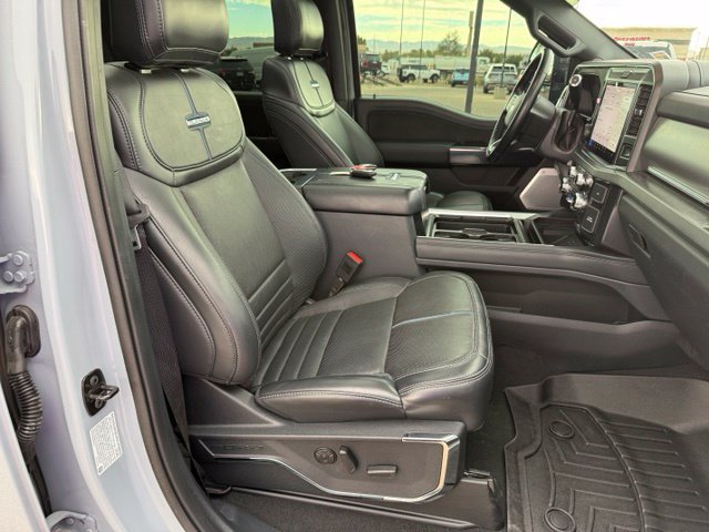 Certified 2025 Ford F350 Platinum w/ FX4 Off-Road Package AWD/4WD image 40