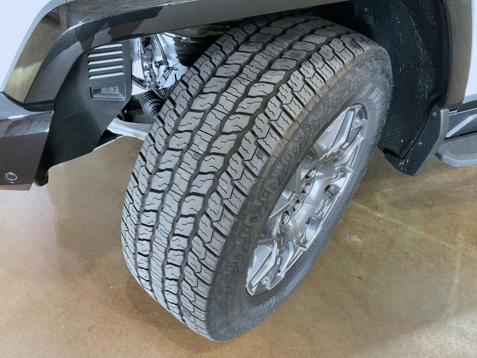 New 2026 GMC Hummer EV 4x4 Crew Cab w/ Battery Pack, 24 Module Pack image 23