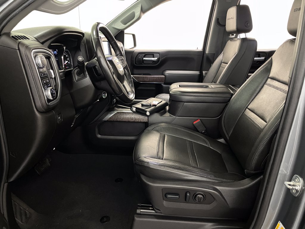 Certified 2022 GMC Sierra 1500 Denali w/ Driver Alert Package II AWD/4WD image 9
