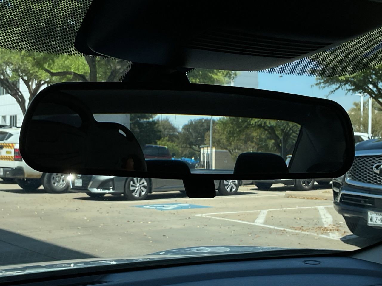 Used 2025 Nissan Sentra S image 26