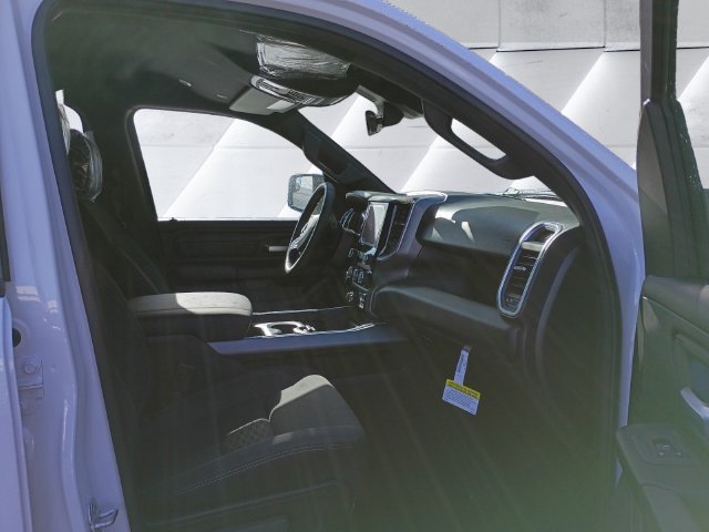 New 2026 RAM 1500 Express AWD/4WD image 16