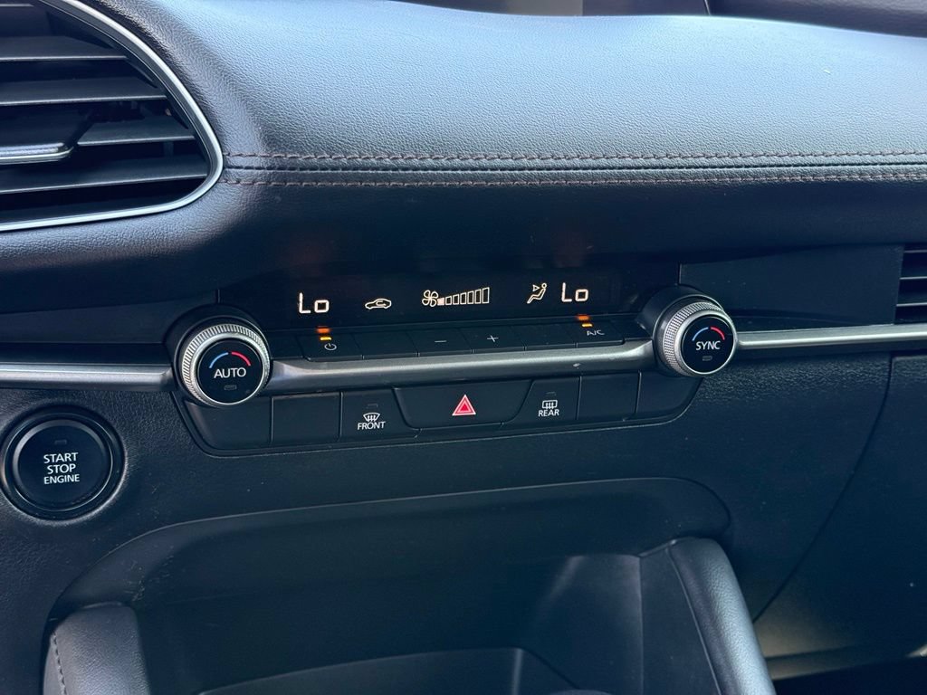 Used 2023 MAZDA MAZDA3 s FWD image 29