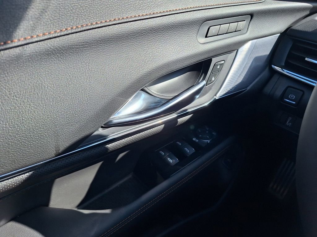 New 2026 Cadillac CT4 V image 19