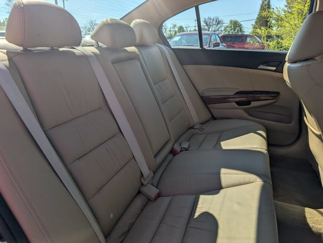 Used 2011 Honda Accord EX-L image 19