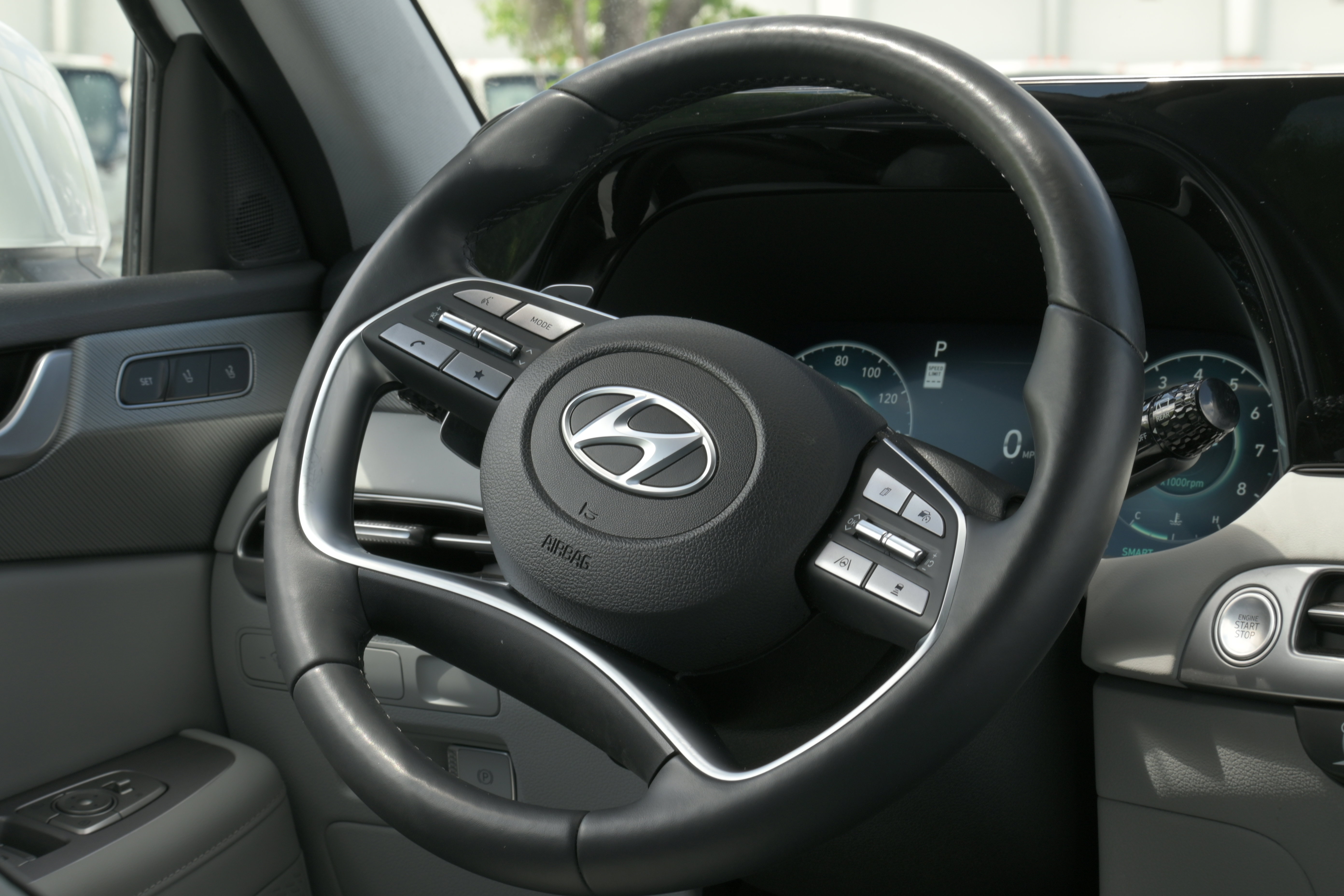 Used 2024 Hyundai Palisade SEL w/ Premium Package image 23