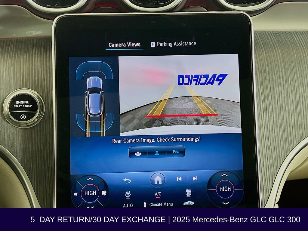 Used 2025 Mercedes-Benz GLC 300 4MATIC image 18