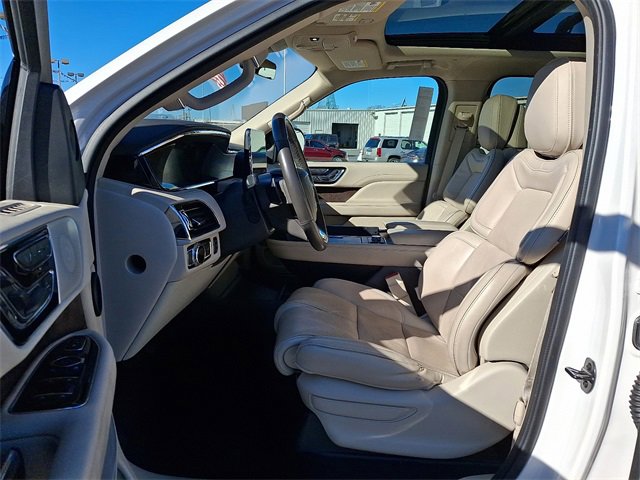 Used 2019 Lincoln Navigator Reserve w/ Cargo Package image 13