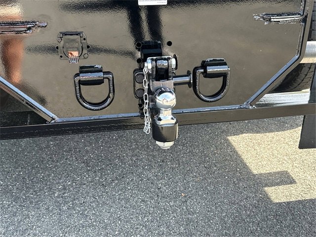 New 2025 Ford F550 4x4 Regular Cab Super Duty image 11