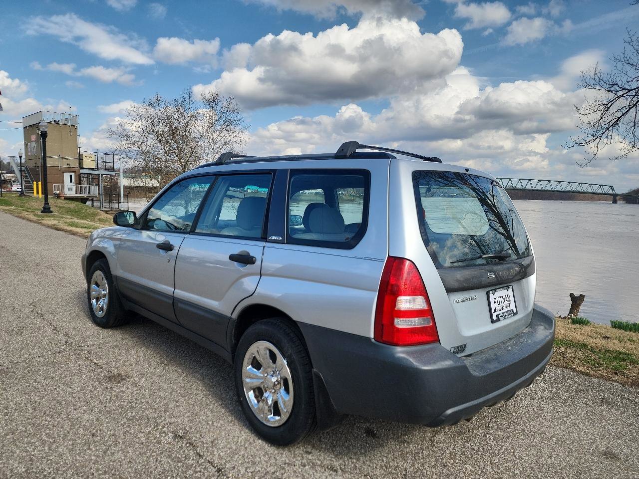 Used 2003 Subaru Forester 2.5X image 3