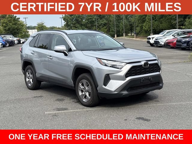Used 2025 Toyota RAV4 XLE AWD/4WD image 1