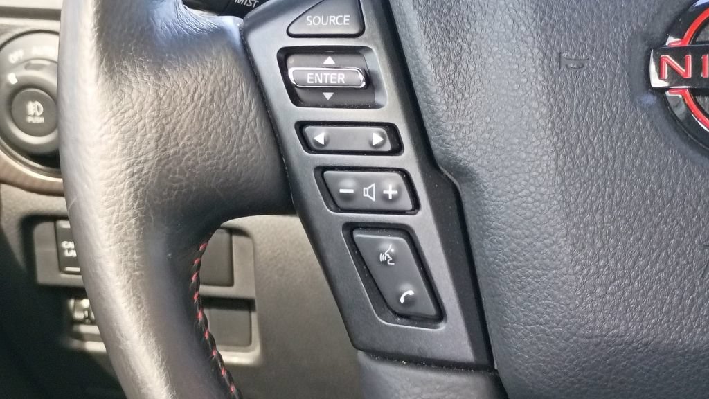 Used 2023 Nissan Titan PRO-4X w/ Pro-4x Convenience Package AWD/4WD image 29