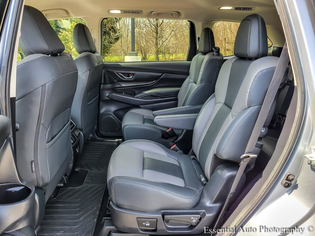 Used 2022 Subaru Ascent Onyx Edition image 10