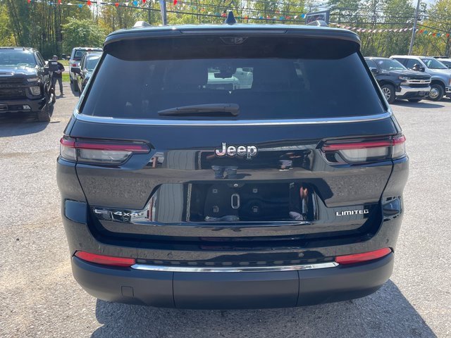 Used 2023 Jeep Grand Cherokee L Limited w/ Luxury Tech Group II image 6
