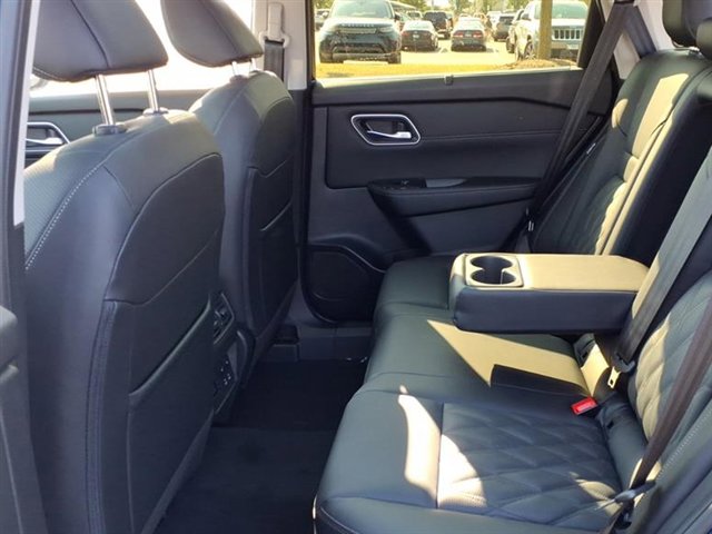 New 2026 Nissan Rogue Platinum image 29
