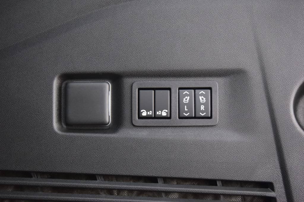 New 2026 Chevrolet Suburban High Country AWD/4WD image 26