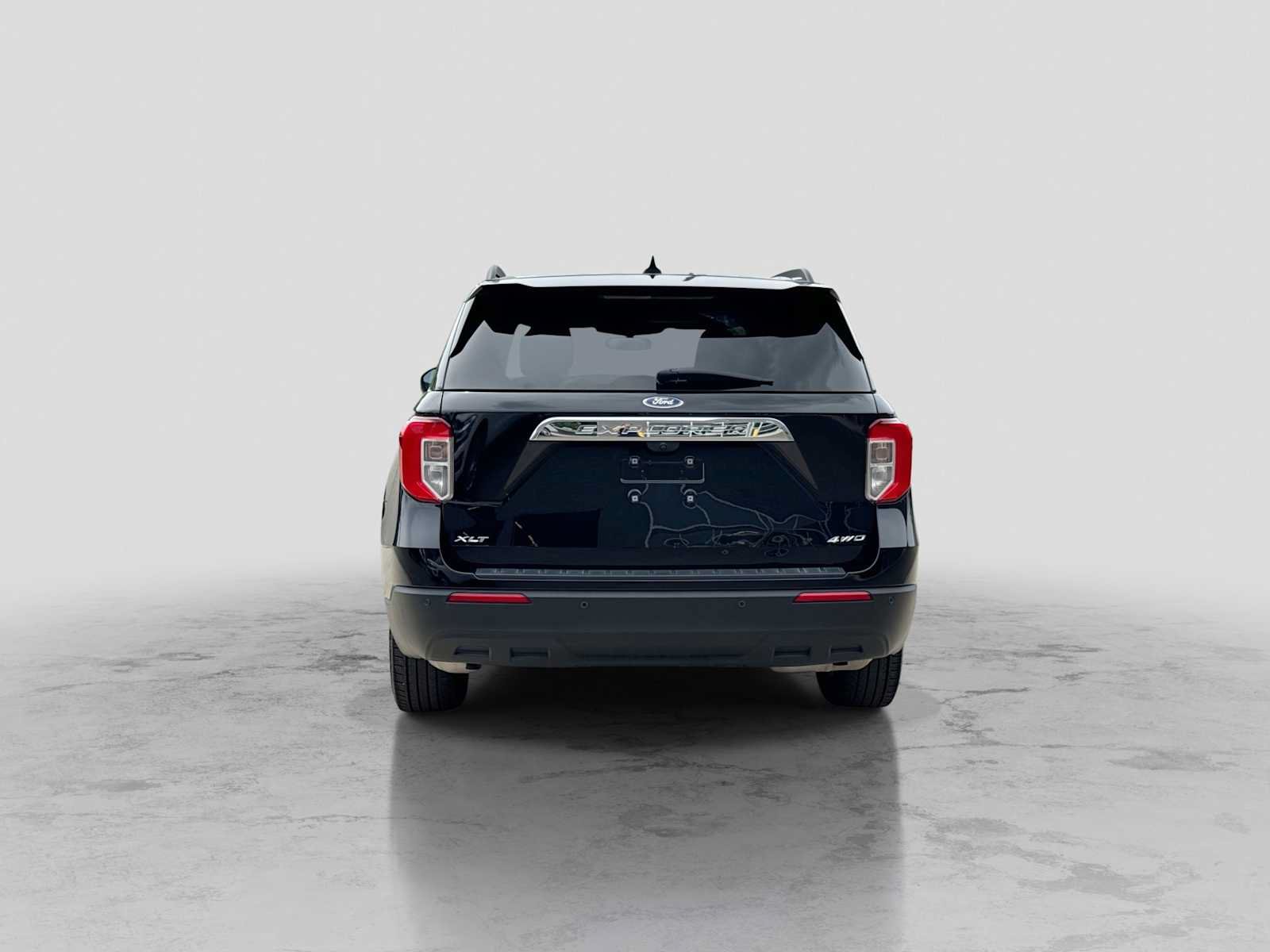 Certified 2023 Ford Explorer XLT AWD/4WD image 5