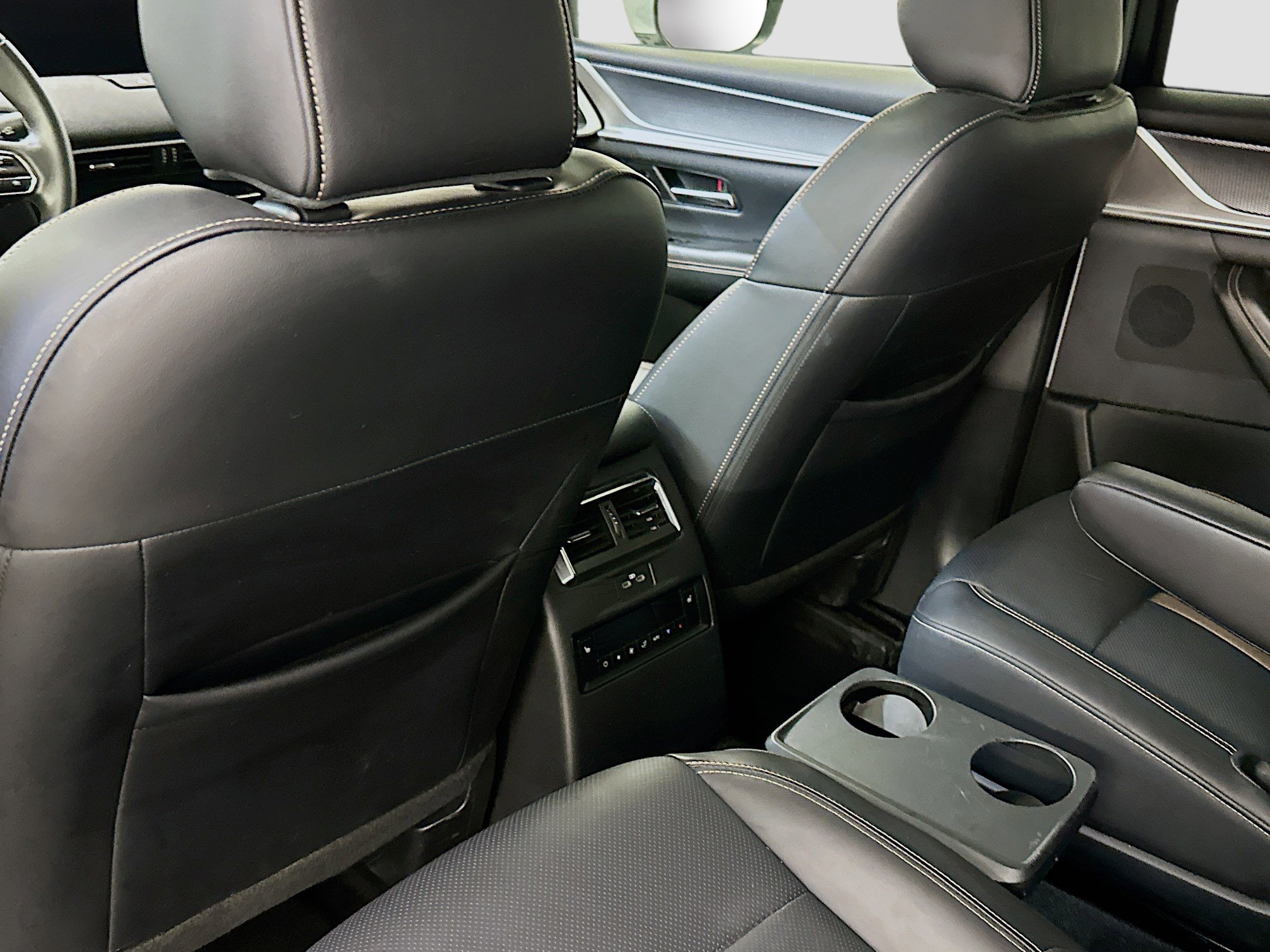 Used 2025 MAZDA CX-90 3.3 Turbo w/ Premium Plus Pkg image 29