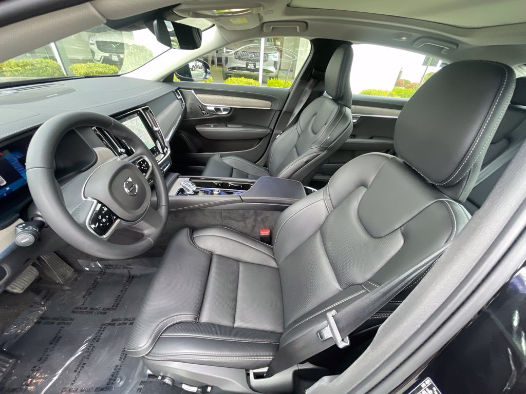 Certified 2025 Volvo S90 B6 Ultra AWD/4WD image 22