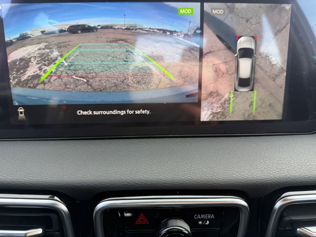 New 2026 Nissan Sentra SR w/ SR Premium Package FWD image 13