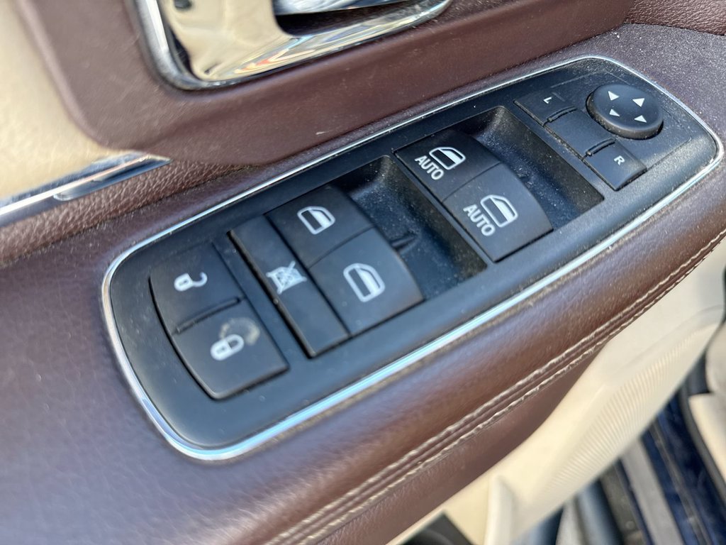 Used 2014 RAM 3500 Laramie AWD/4WD image 10