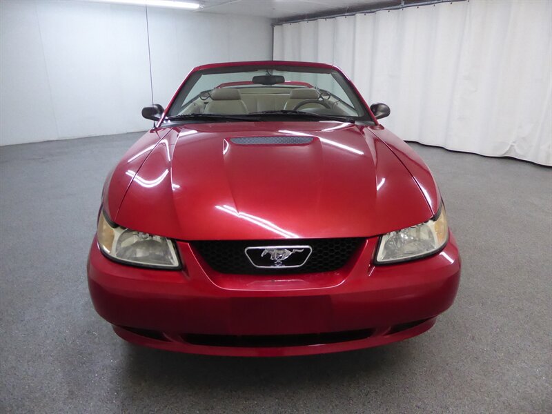 Used 2000 Ford Mustang GT RWD image 2
