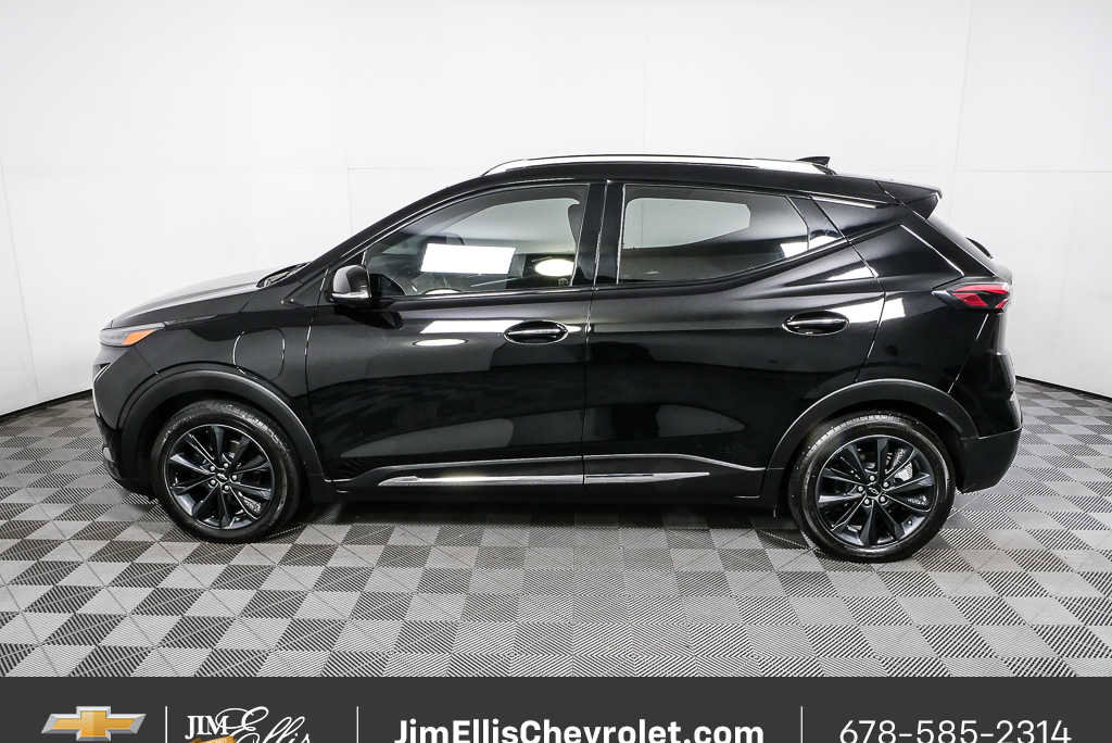 Certified 2022 Chevrolet Bolt EUV Premier w/ Launch Edition image 2