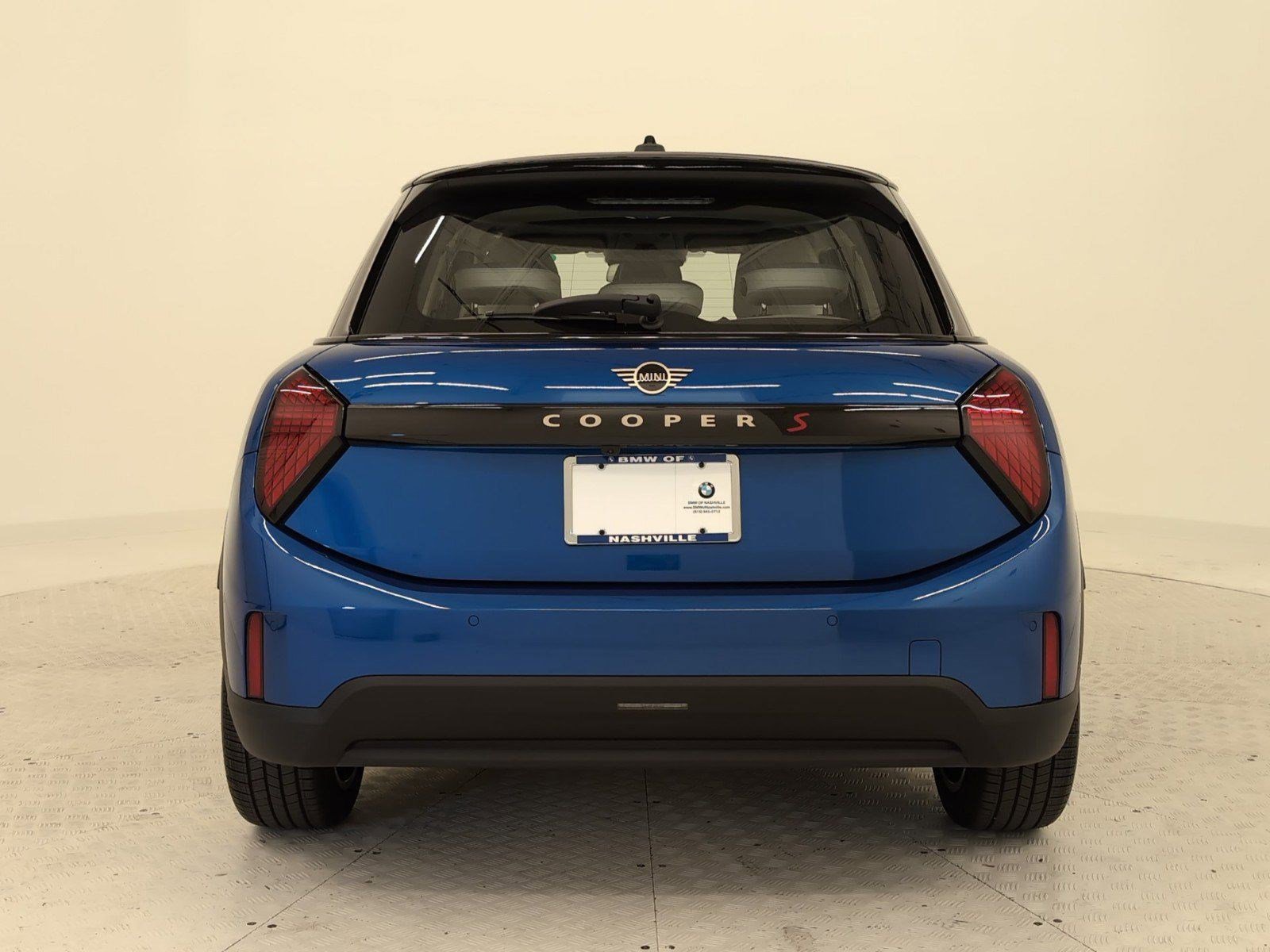 Certified 2025 MINI Cooper S image 9