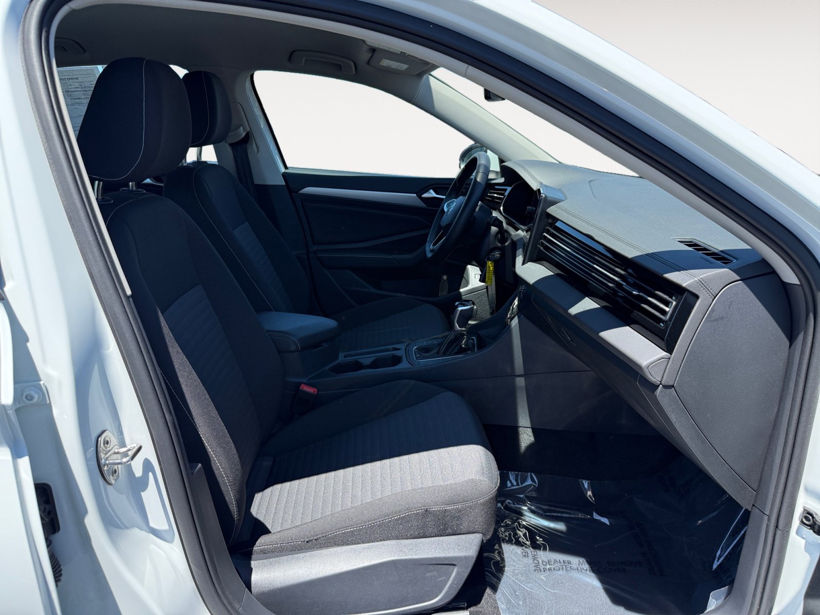 Certified 2025 Volkswagen Jetta S FWD image 19