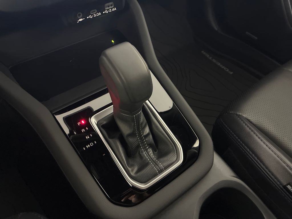 Used 2025 Subaru Forester Limited w/ Protection Package (1PH) image 16