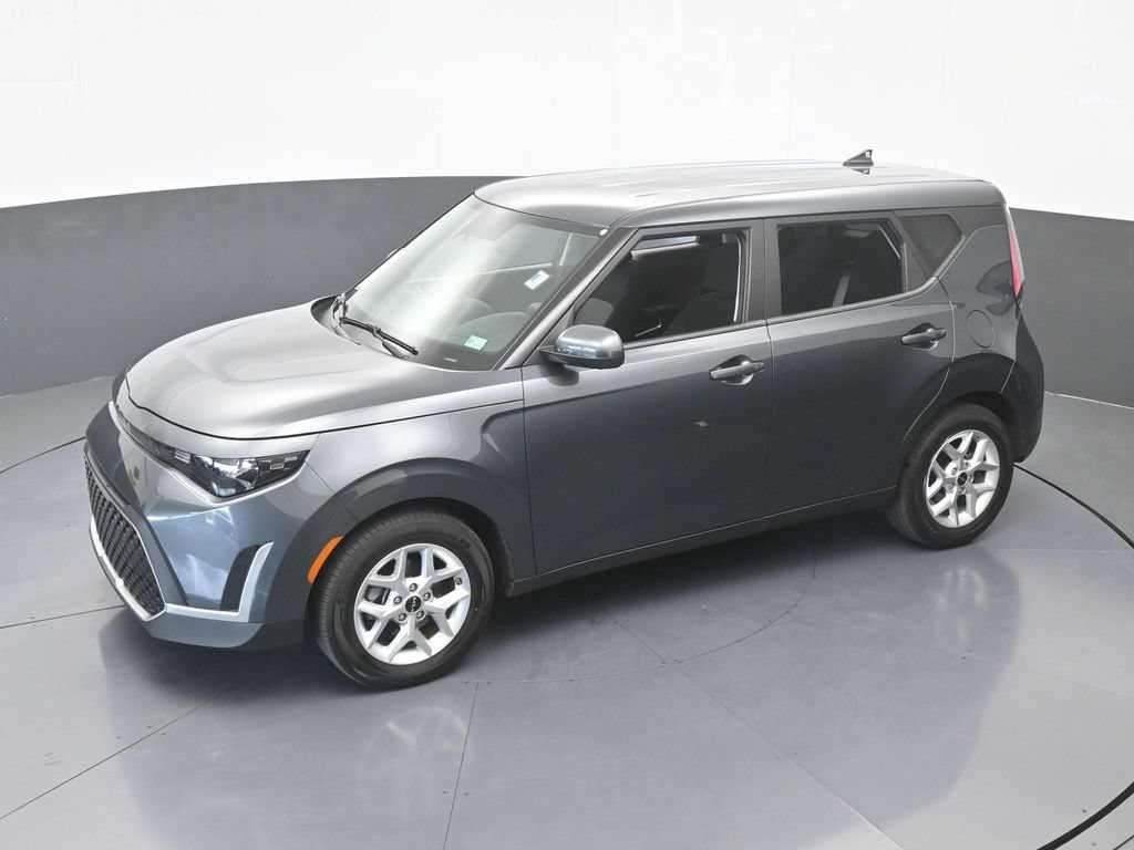 Used 2024 Kia Soul LX w/ Option Group 015 FWD image 43
