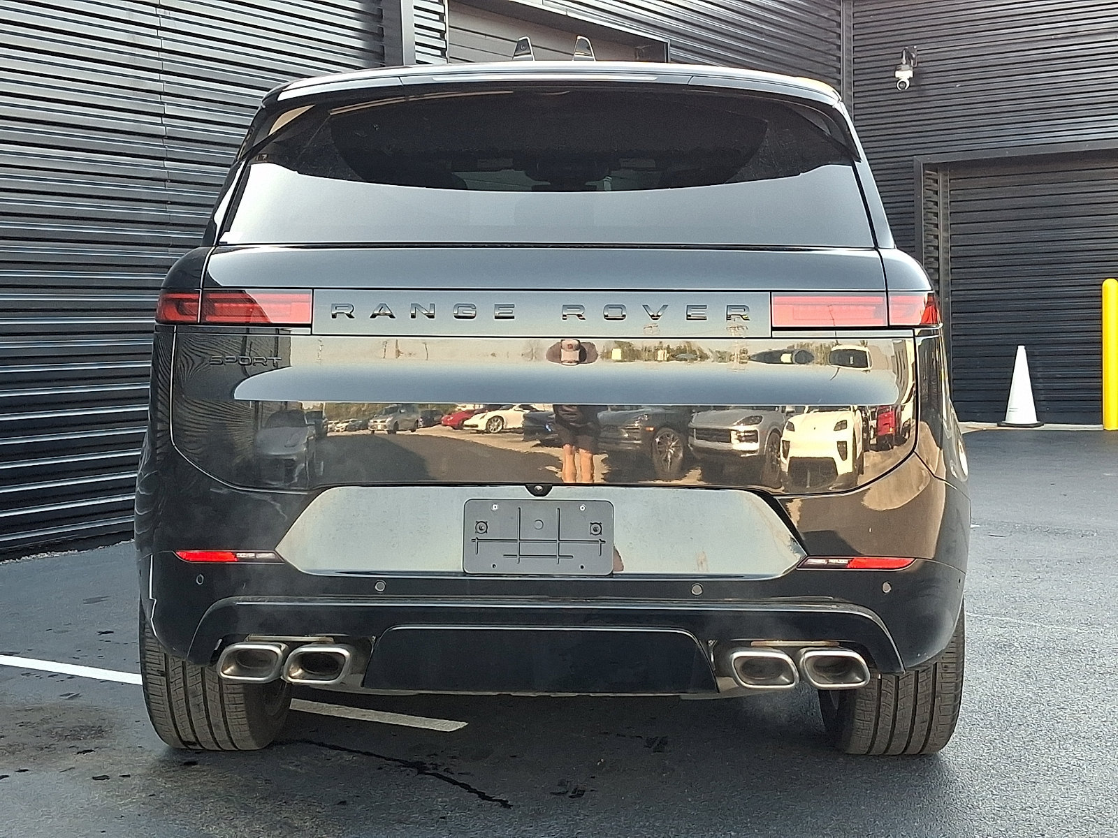 Used 2025 Land Rover Range Rover Sport Autobiography AWD/4WD image 6