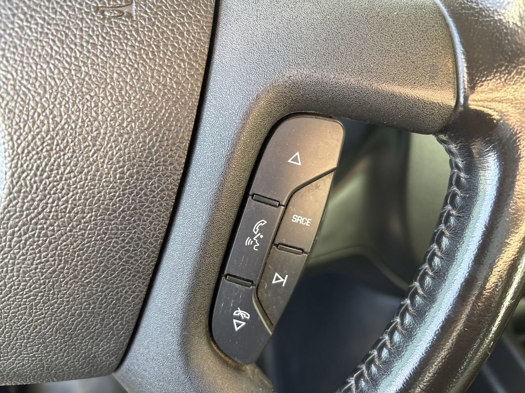 Used 2020 Chevrolet Express 3500 w/ Driver Convenience Package image 12