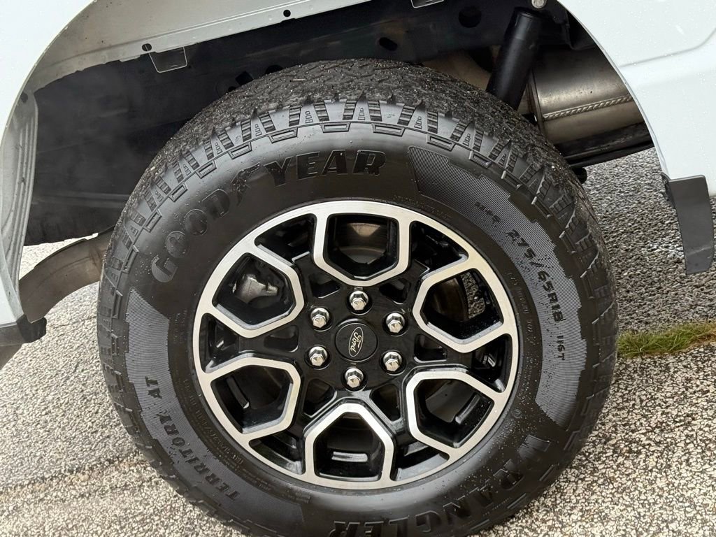 Used 2022 Ford F150 XLT w/ Equipment Group 302A High image 16