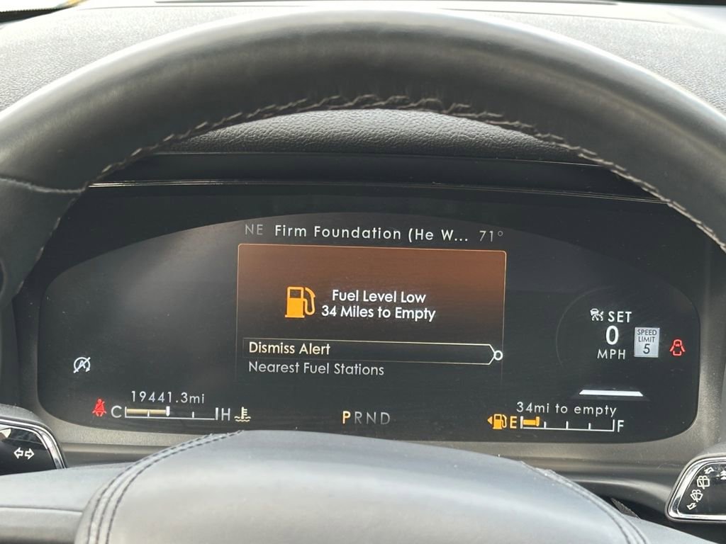 Used 2023 Lincoln Aviator Reserve w/ Equipment Group 201A image 17