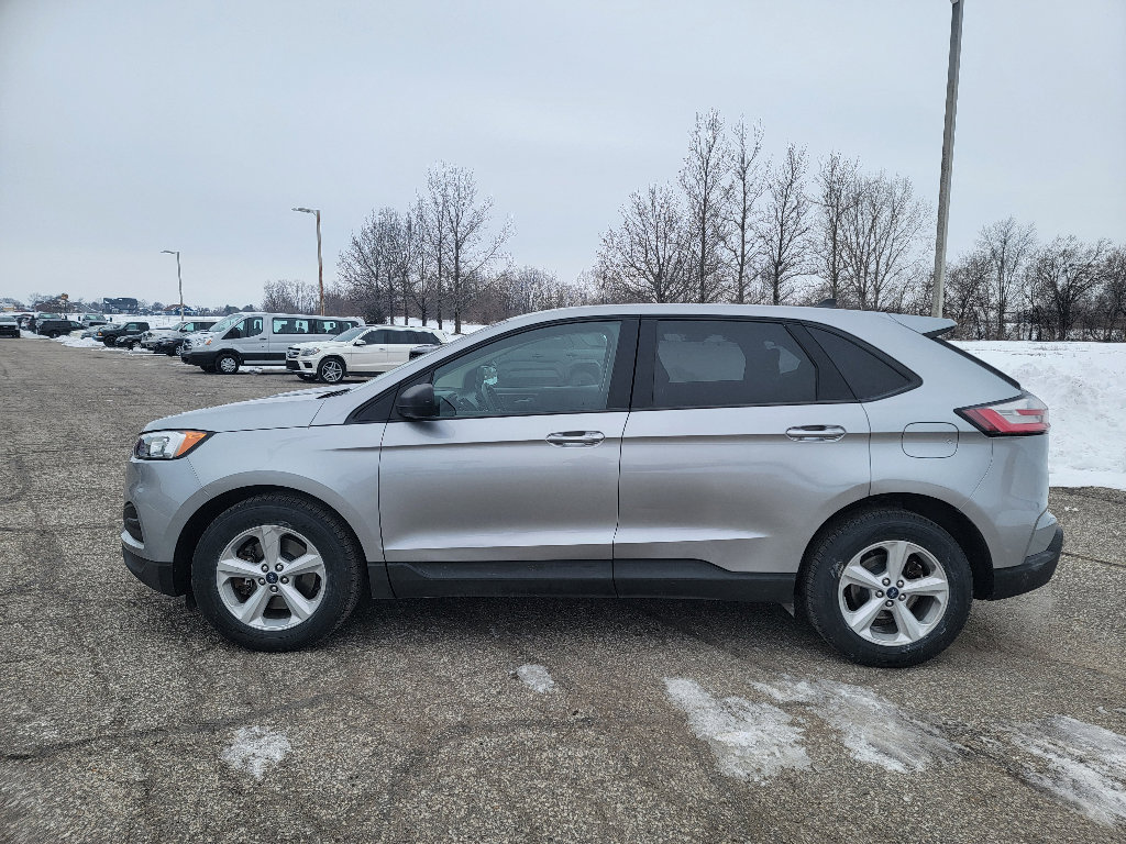Used 2020 Ford Edge SE image 5