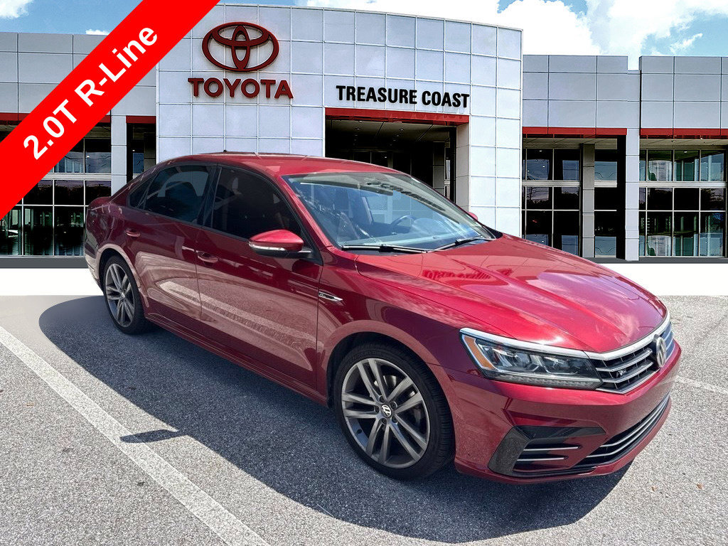 Used 2018 Volkswagen Passat 2.0T R-Line w/ R-Line Lighting Package