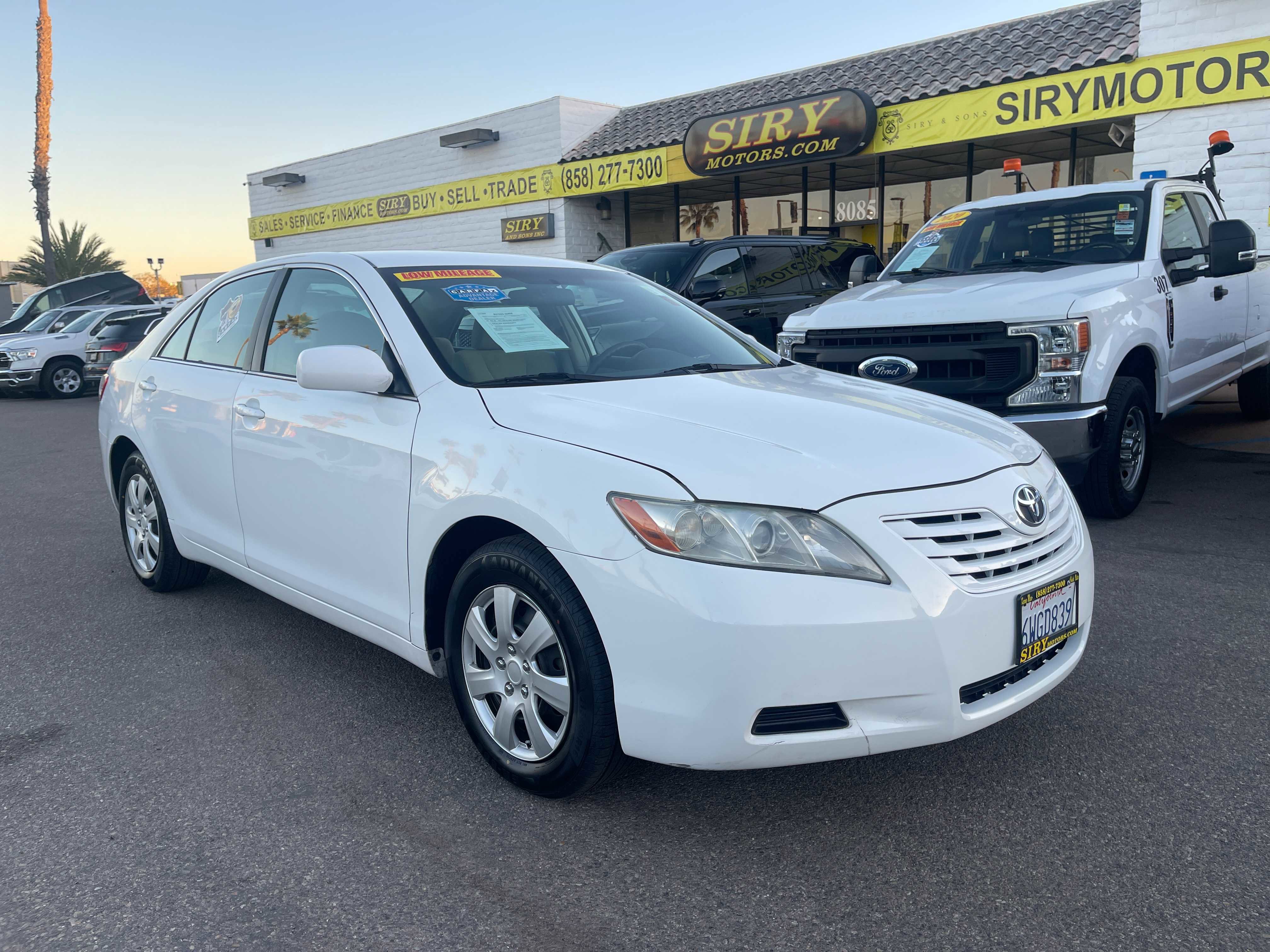 Used 2007 Toyota Camry LE FWD image 1