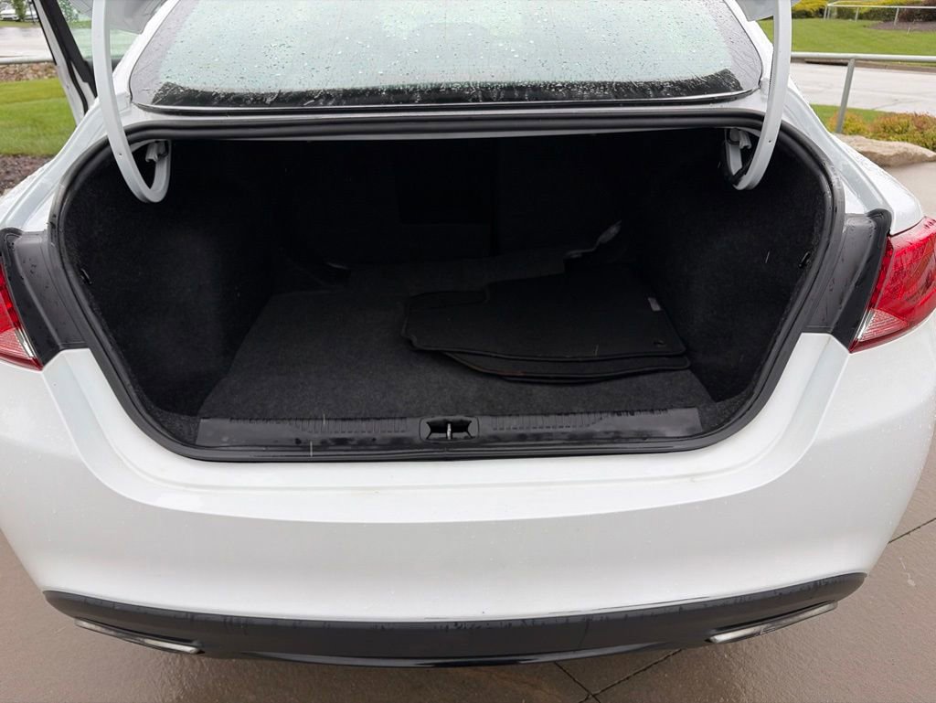 Used 2016 Chrysler 200 S FWD image 46