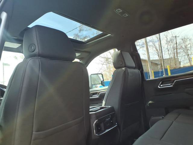 New 2026 Chevrolet Silverado 3500 High Country w/ High Country Premium Package image 12