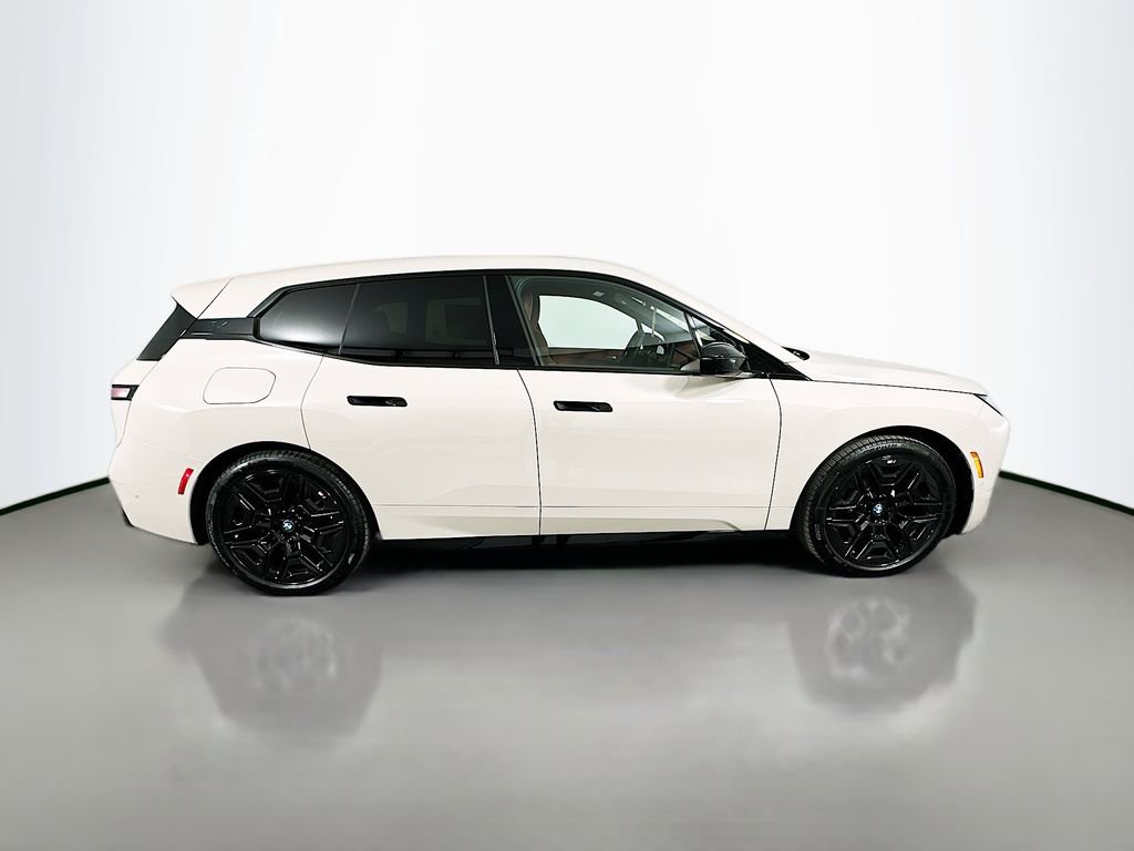 New 2026 BMW iX M70 image 4