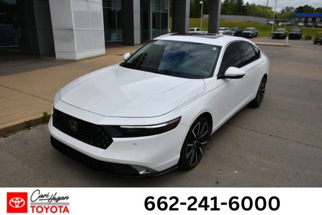 Used 2024 Honda Accord Touring image 1