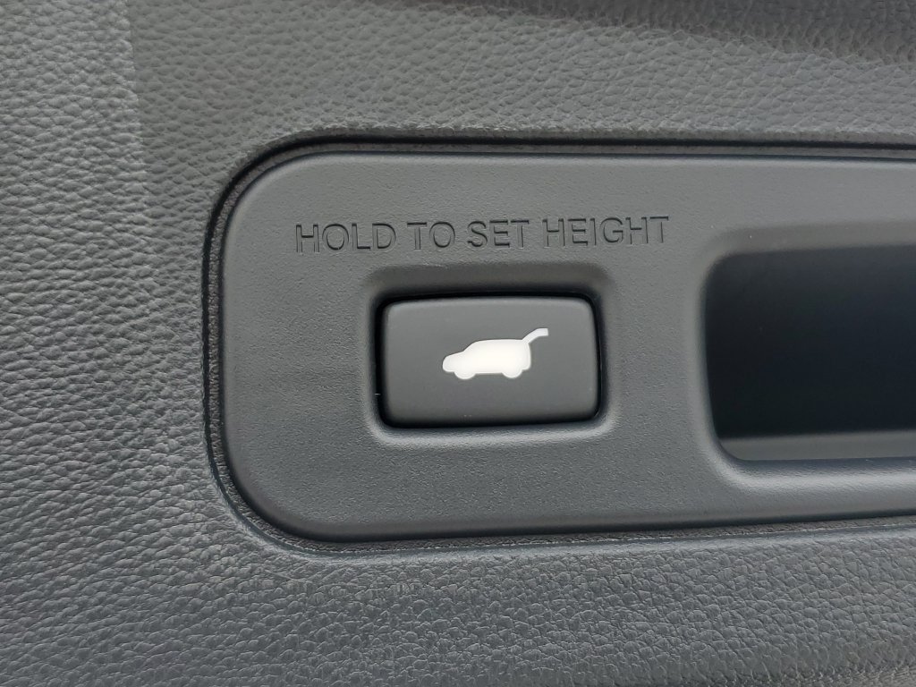 New 2026 Acura MDX SH-AWD image 11
