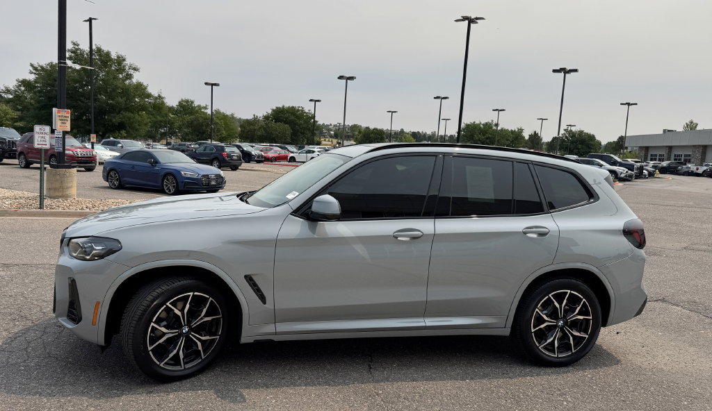 Used 2023 BMW X3 xDrive30i w/ M Sport Package AWD/4WD image 6
