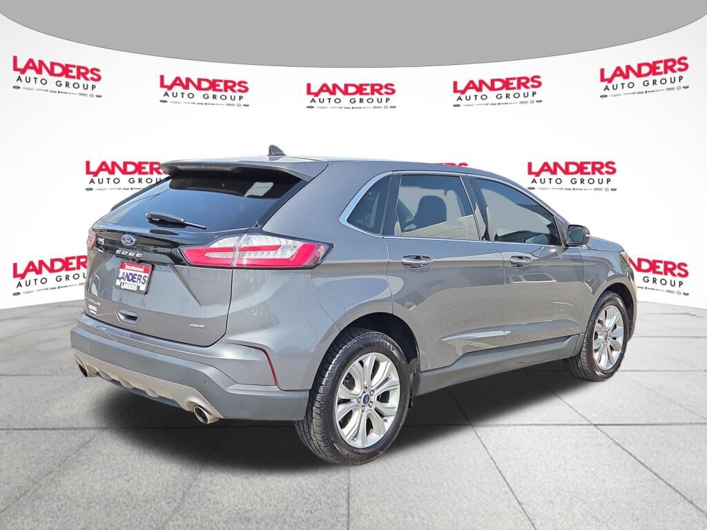 Used 2024 Ford Edge Titanium AWD/4WD image 3
