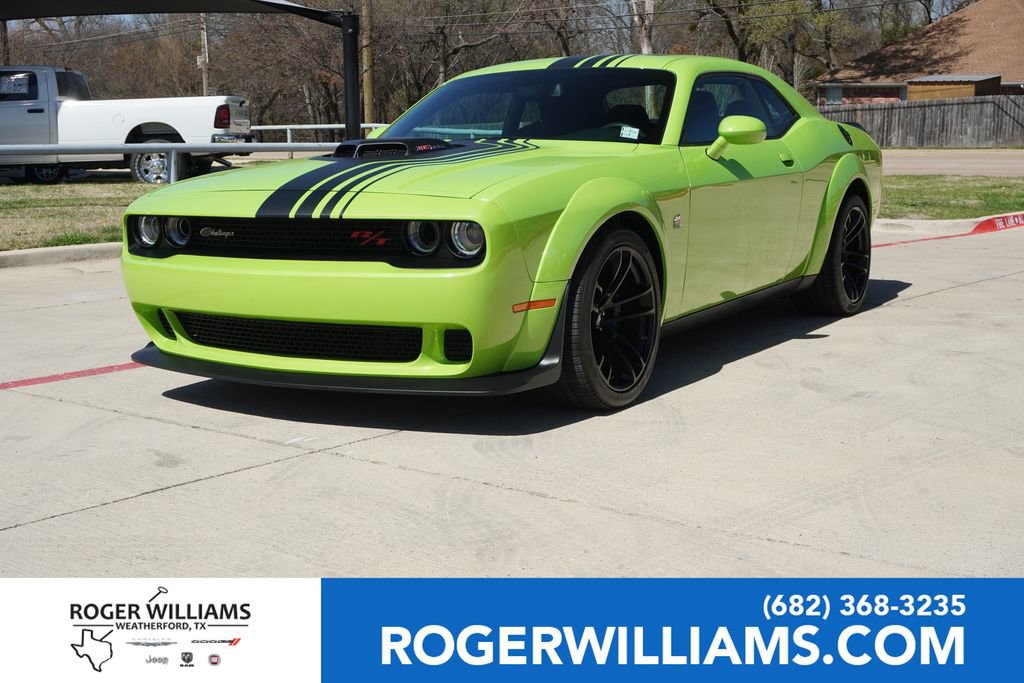 Used 2023 Dodge Challenger R/T Scat Pack image 1