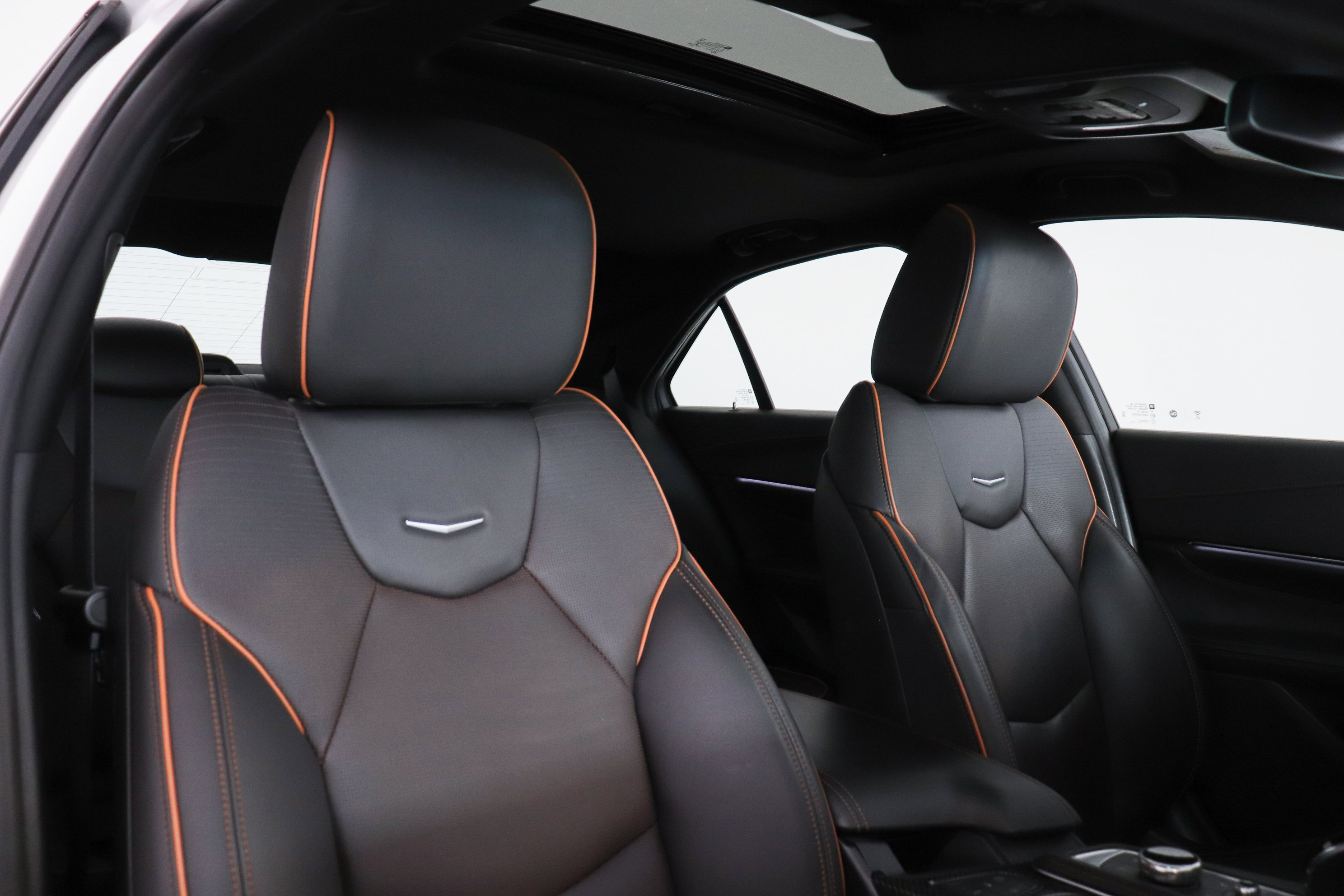 Used 2022 Cadillac CT4 V w/ Navigation Package image 16