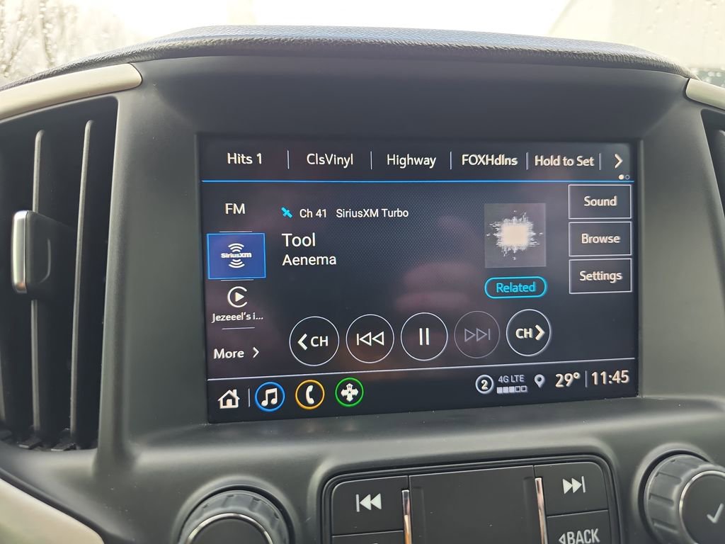 Used 2022 GMC Terrain SLT image 22