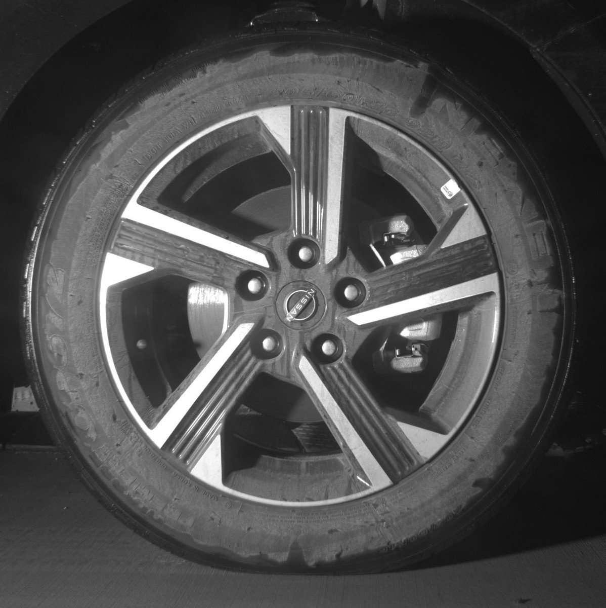 Used 2025 Nissan Sentra SV image 13