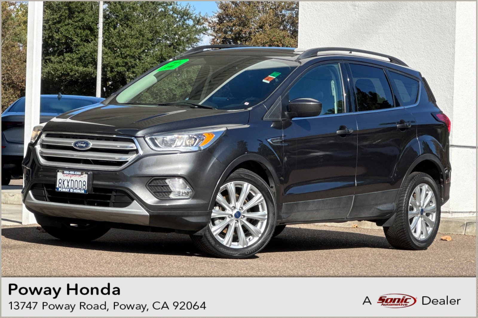 Used 2019 Ford Escape SEL FWD image 1